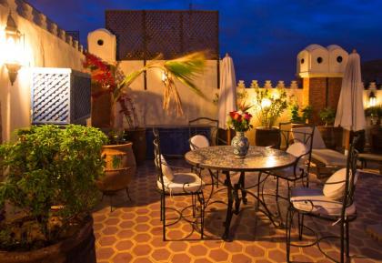 Riad Lakhdar - image 30