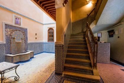 Riad Saad - image 20