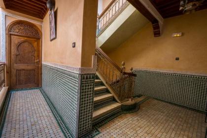 Riad Saad - image 9