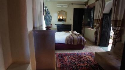 Riad Saba - image 22