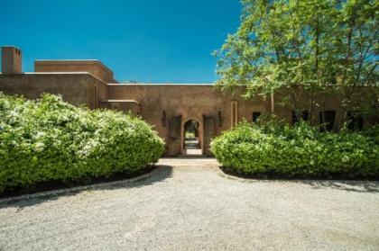 Villa Alouna en exclusivité avec piscine privée dans la Palmeraie - image 3