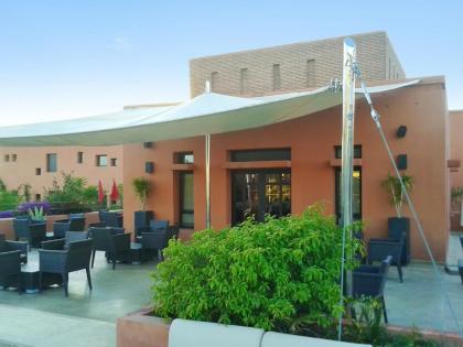 Apartment with 2 bedrooms in Marrakech with shared pool furnished terrace and WiFi 185 km from the beach - image 16