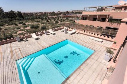 2 Bed Apartment L'Hivernage The Bardot Rooftop Pool - image 4
