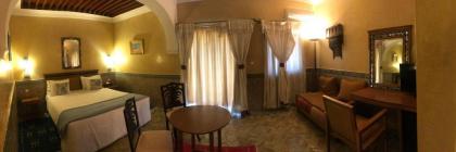 Double room in a charming villa in the heart of Marrakech palm grove - image 8