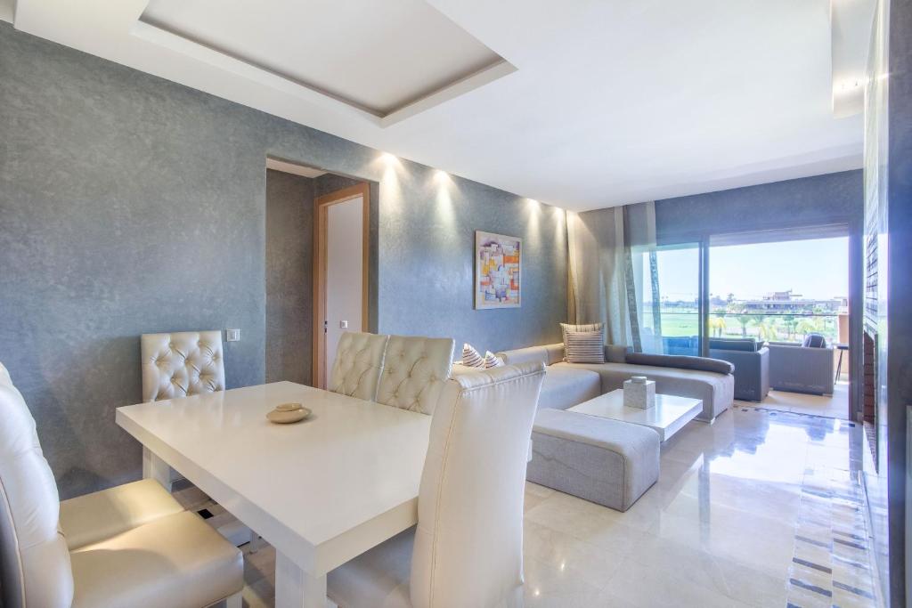 Luxe & Privilège - Prestigia Topaze - main image