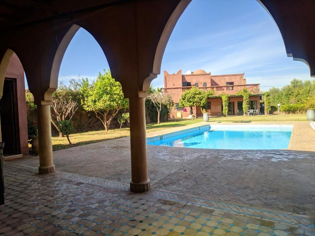 Villa with 5 bedrooms in Marrakech with wonderful mountain view private pool enclosed garden - image 4