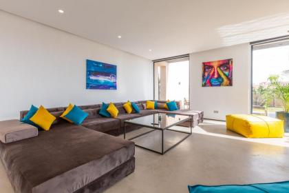 VILLA 103 - Luxury Getaway - Private Jacuzzi - image 28