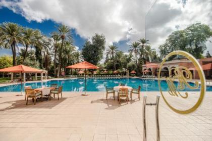 Royal Mirage Deluxe - image 1