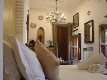 Riad Asrari - image 24