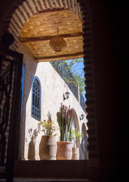 Riad Maud - image 26