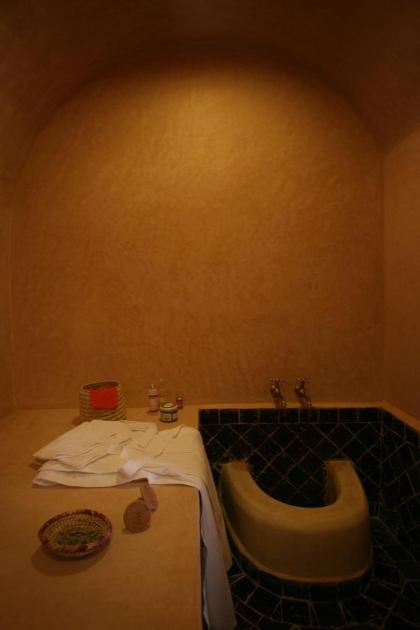 Riad Chameau FDC Hôtel SPA - image 26