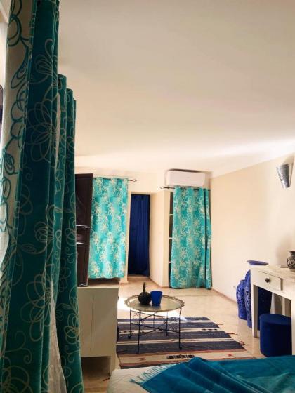 Riad Karmanda - image 23