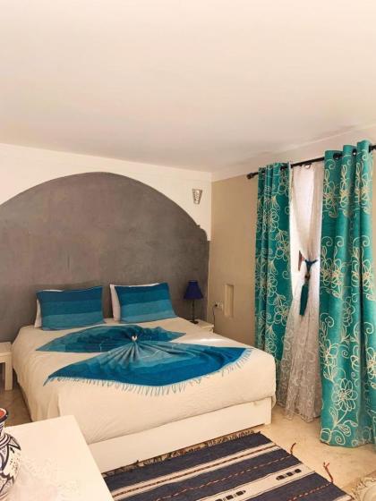 Riad Karmanda - image 25