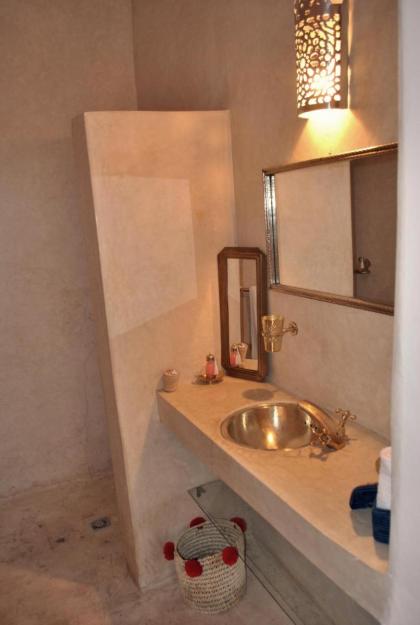 Riad Essaada - image 28