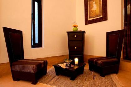 Riad Davia - image 24