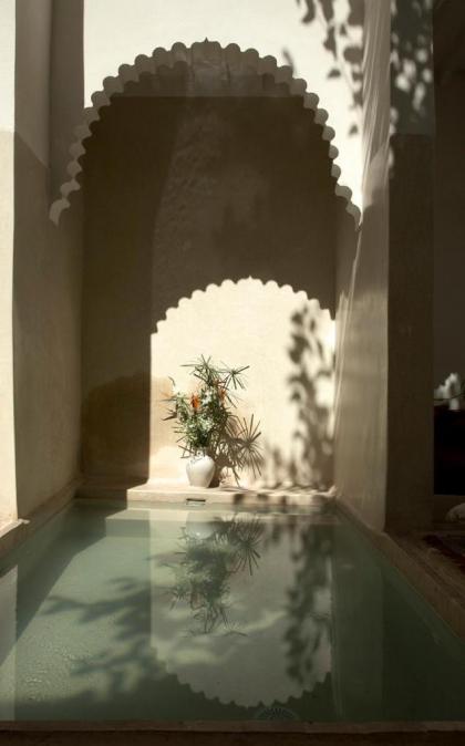 Riad Davia - image 27