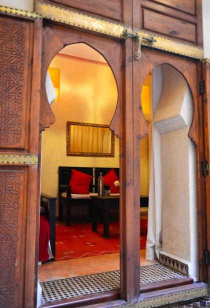 Riad Charik - image 27