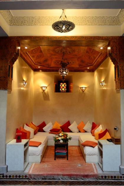 Riad Charik - image 29