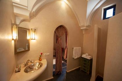 Riad Des Deux Palais - image 12