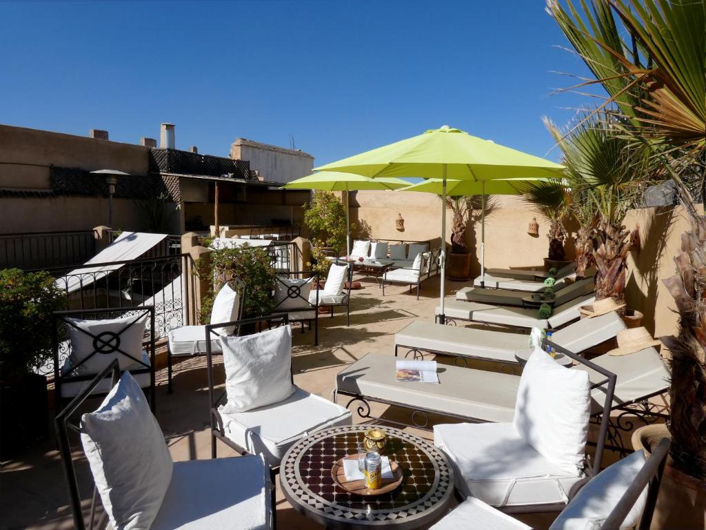 Riad Signature - image 4