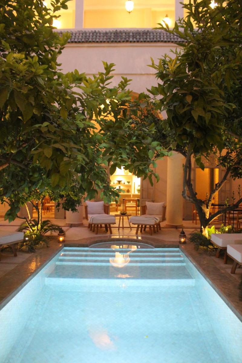 Riad Emberiza Sahari - main image