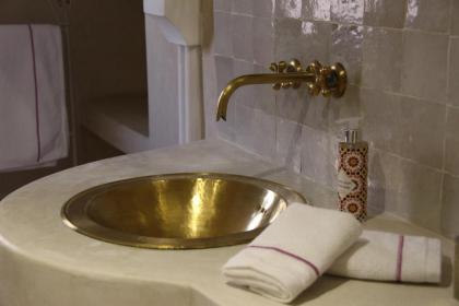 Riad Emberiza Sahari - image 22