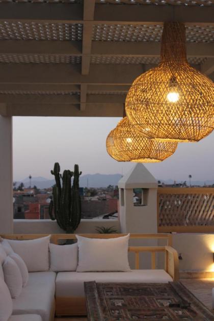 Riad Emberiza Sahari - image 30