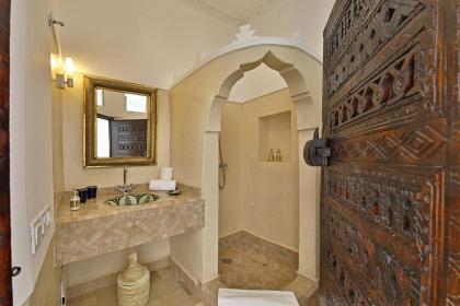 Riad Sashema - image 23