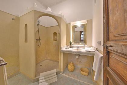 Riad Sashema - image 28