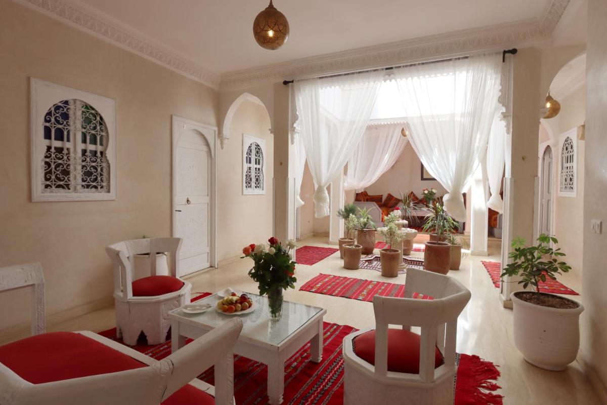 Riad Makech - image 6
