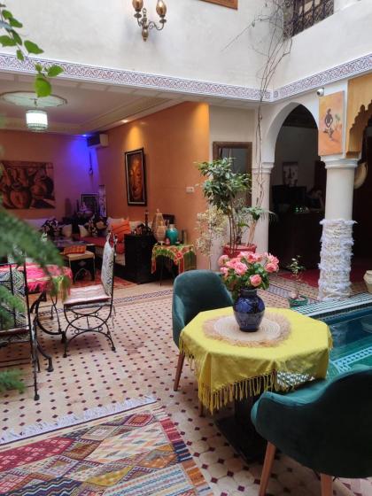 Riad Zahri - image 23