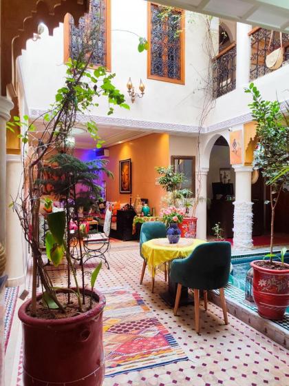 Riad Zahri - image 25