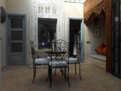 Riad Misria - image 21