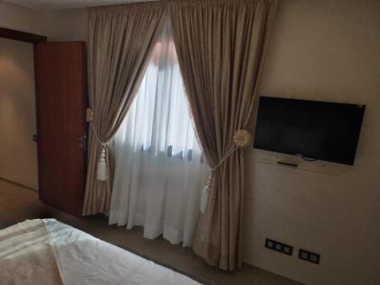 Amazing luxury flat - image 12