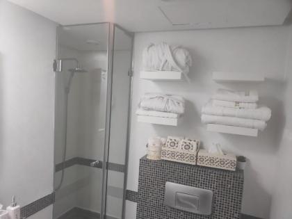 Amazing luxury flat - image 20