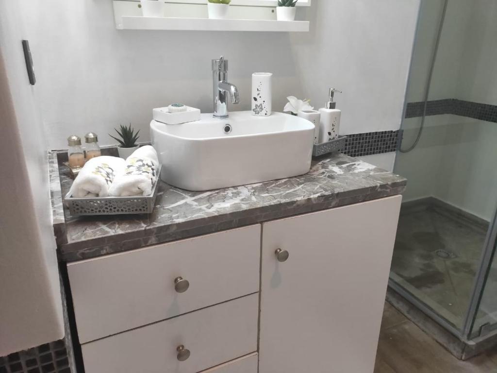 Amazing luxury flat - image 4