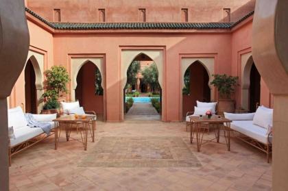 Moroccan sumptuousness 6 bedroom Riad - by feelluxuryholidays - image 23
