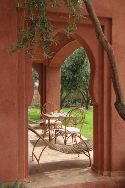 Moroccan sumptuousness 6 bedroom Riad - by feelluxuryholidays - image 27