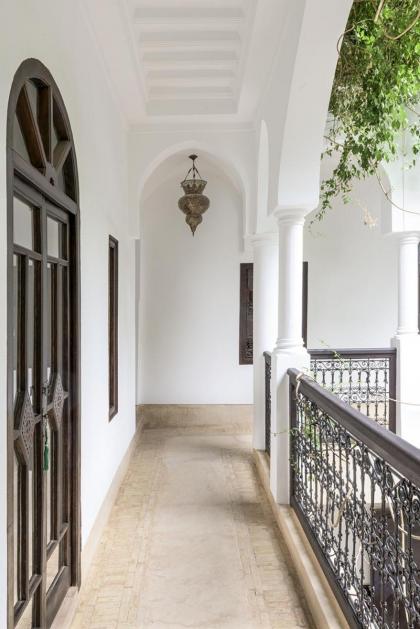 Riad Hayati - image 24