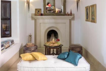 Riad Hayati - image 30