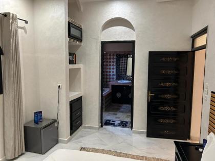 RIAD REDWAN - image 12