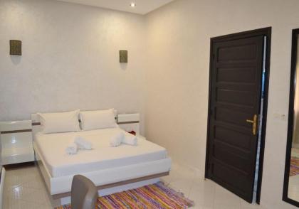 RIAD REDWAN - image 4