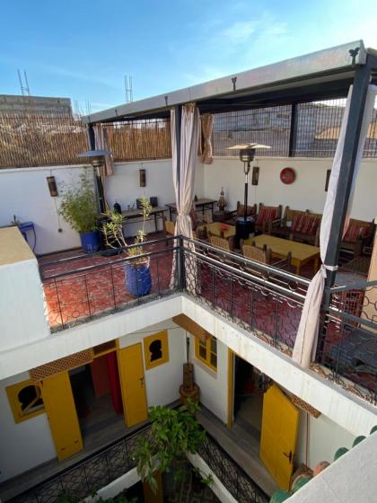 Riad Dar Tiflet - image 22