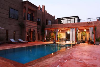 9 bedrooms villa with private pool enclosed garden and wifi at Centre Commune Ouled Hassoune - image 11
