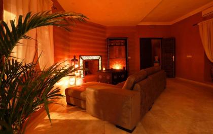 9 bedrooms villa with private pool enclosed garden and wifi at Centre Commune Ouled Hassoune - image 24