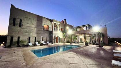9 bedrooms villa with private pool enclosed garden and wifi at Centre Commune Ouled Hassoune - image 4