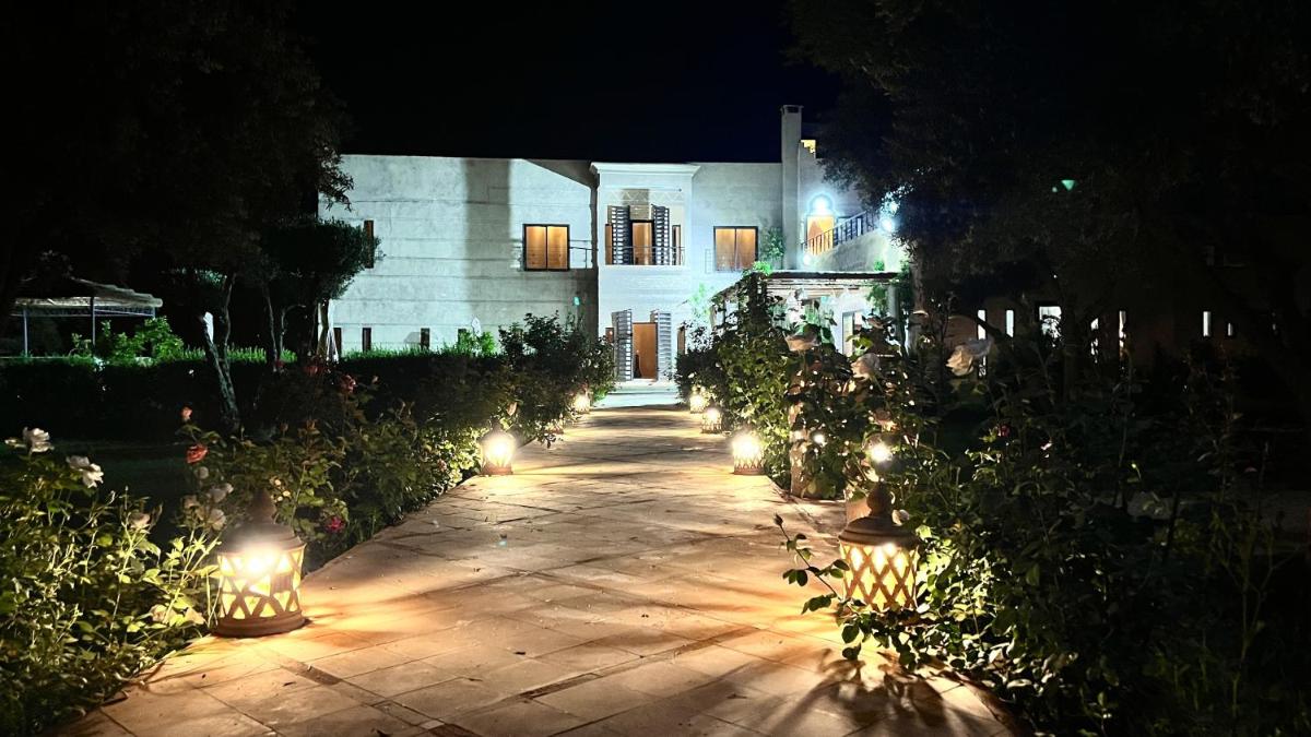 9 bedrooms villa with private pool enclosed garden and wifi at Centre Commune Ouled Hassoune - image 6