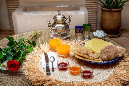 Riad Jul Seghir - image 24