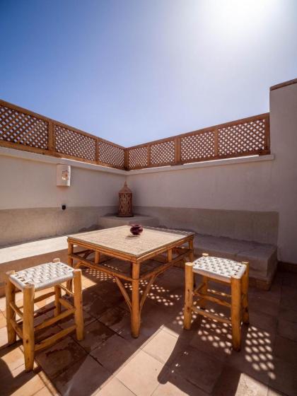 Riad Jul Seghir - image 27