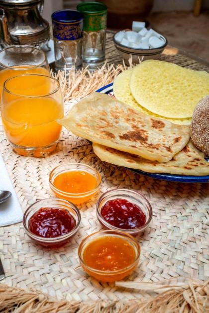 Riad Jul Seghir - image 29